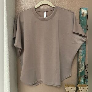Elegant Taupe Women's Short Sleeve Top